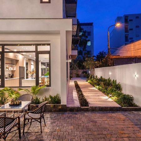 דה נאנג Luxurious 500M Villa, Private Pool, 300M To Beach מראה חיצוני תמונה