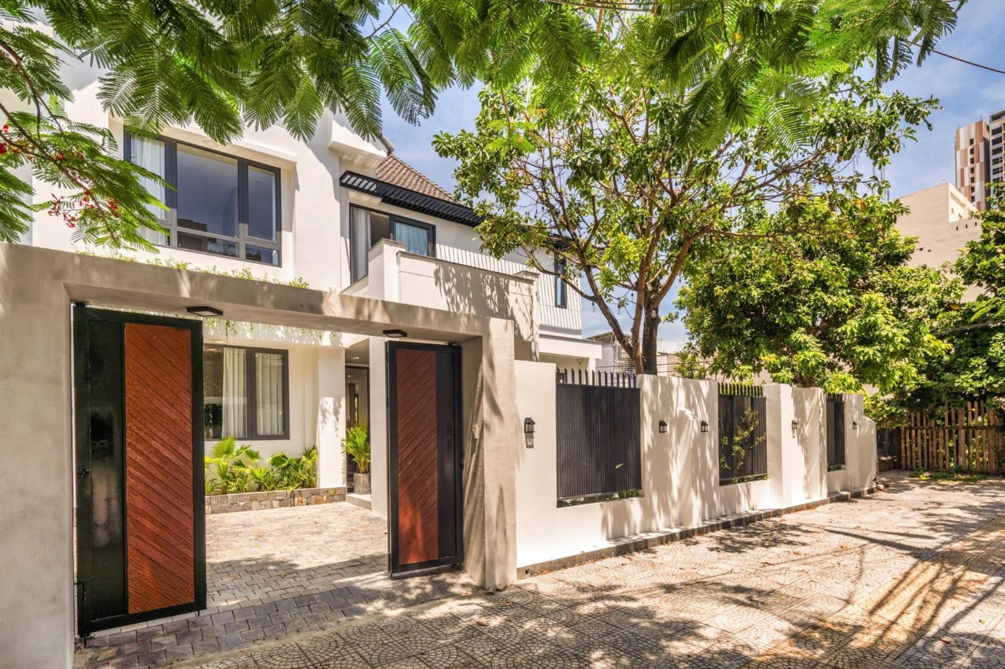 דה נאנג Luxurious 500M Villa, Private Pool, 300M To Beach מראה חיצוני תמונה