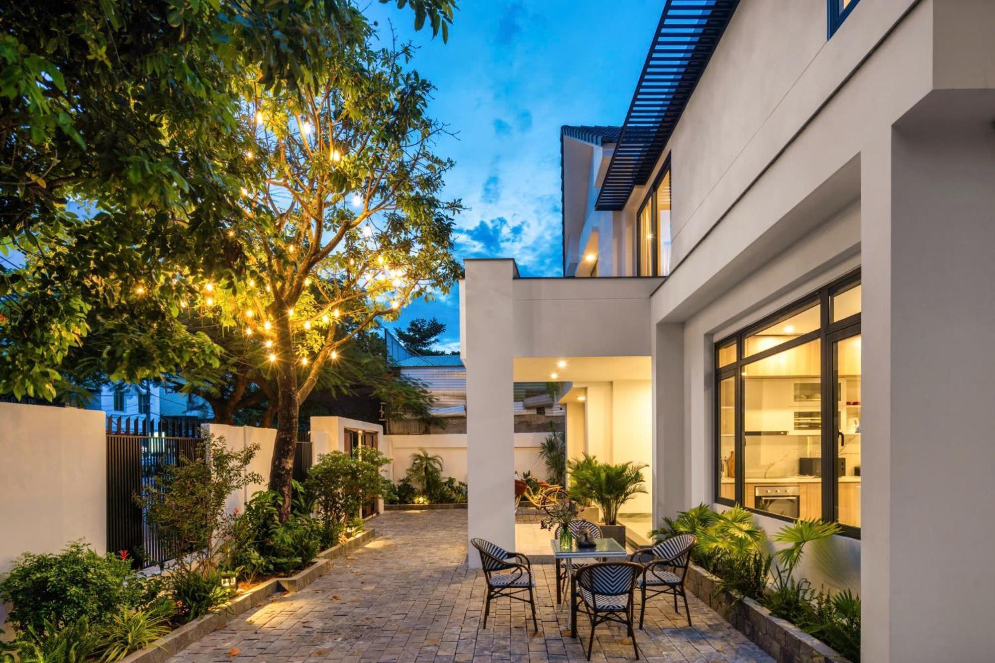 דה נאנג Luxurious 500M Villa, Private Pool, 300M To Beach מראה חיצוני תמונה