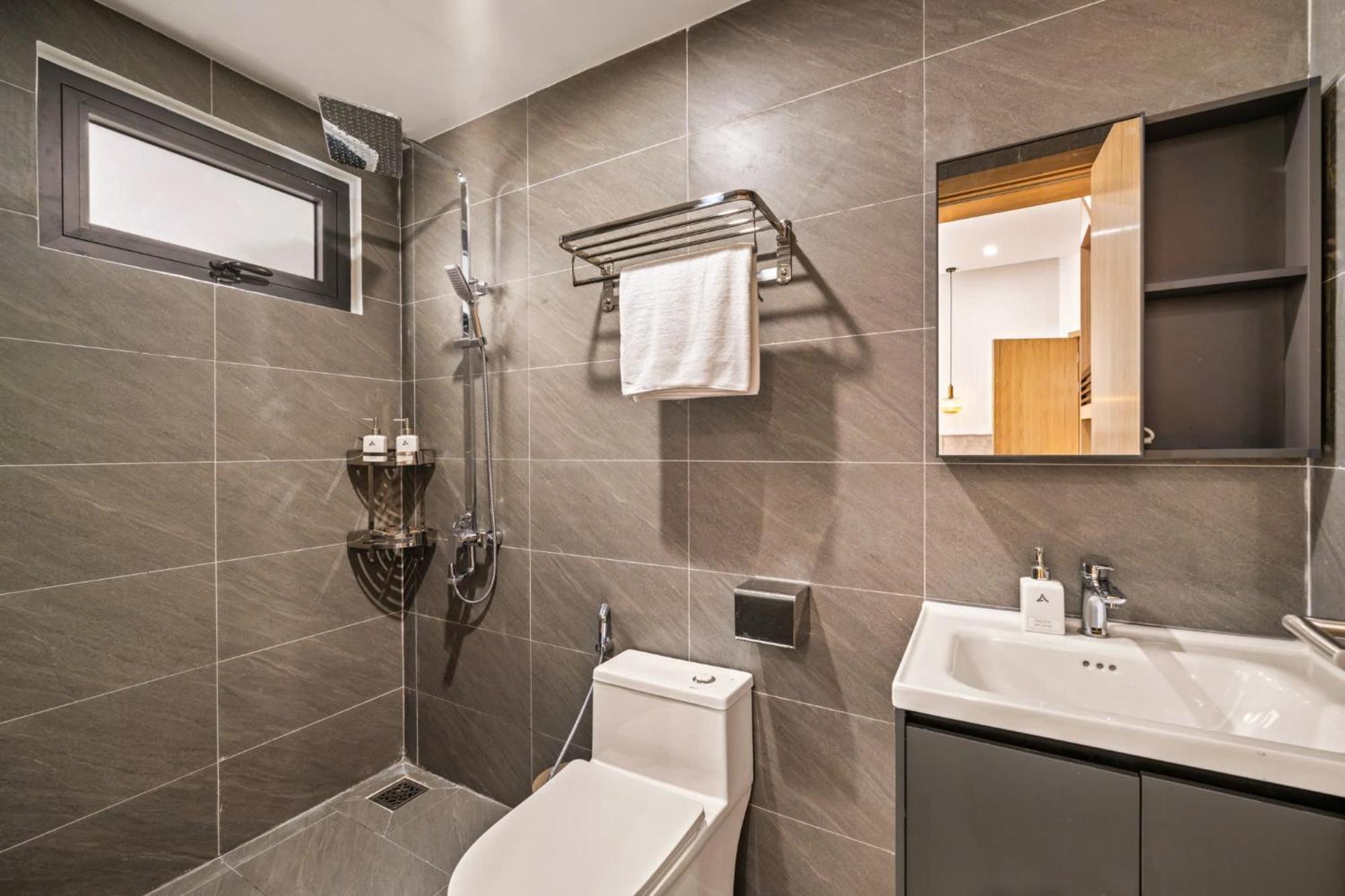 דה נאנג Luxurious 500M Villa, Private Pool, 300M To Beach מראה חיצוני תמונה